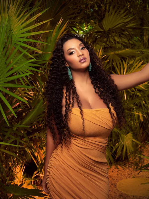 Chantel, official TLC cast portrait