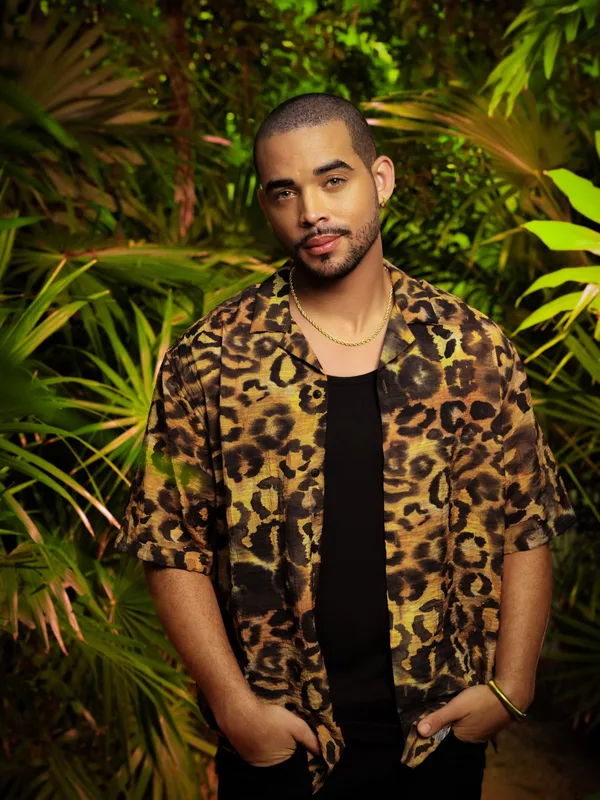 Rob, official TLC cast portrait