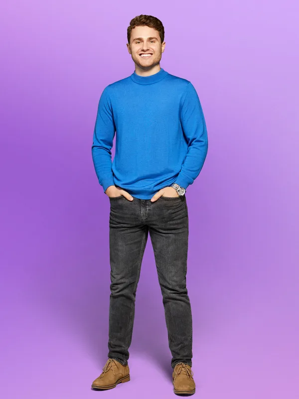 Alex, official Netflix cast portrait
