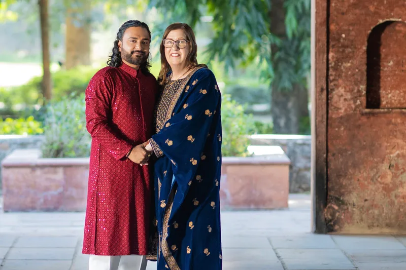 Jenny & Sumit, official TLC cast portrait
